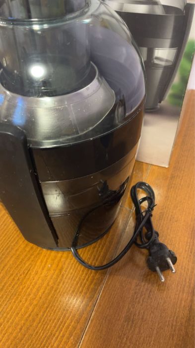 Сокоизтисквачка Philips HR1855/70