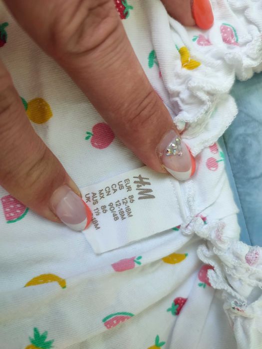 Летни дрешки HM, LC Waikiki и др.