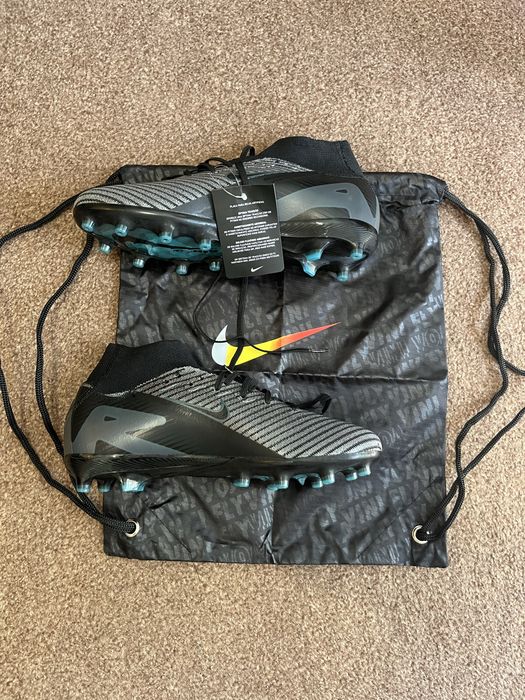 Nike бутонки mercurial superfly чисто нови размре 42 с подарък мешка