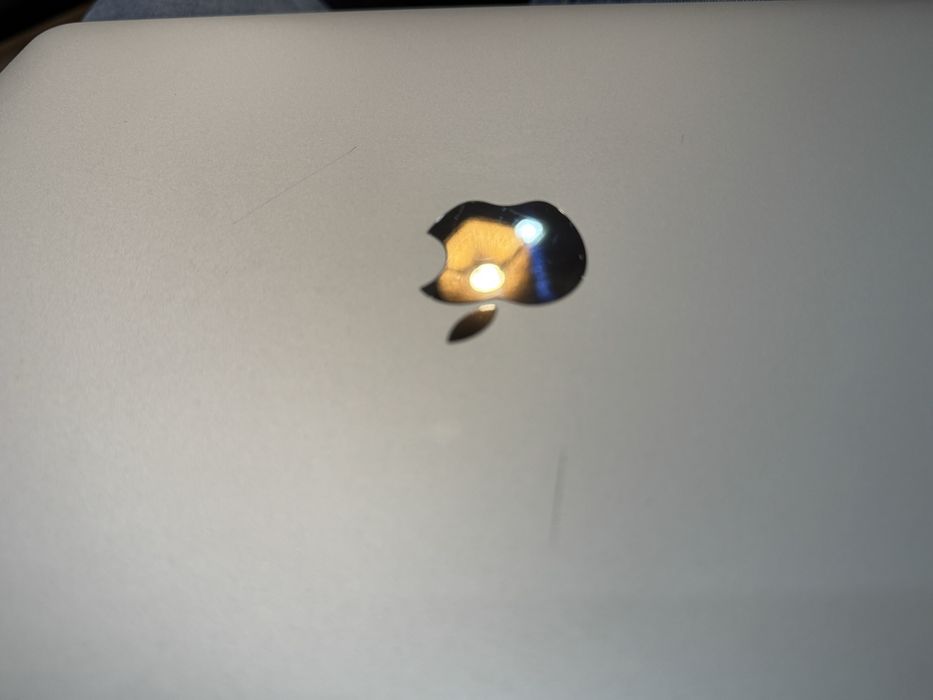 Macbook 13 pro M2 16gb 512