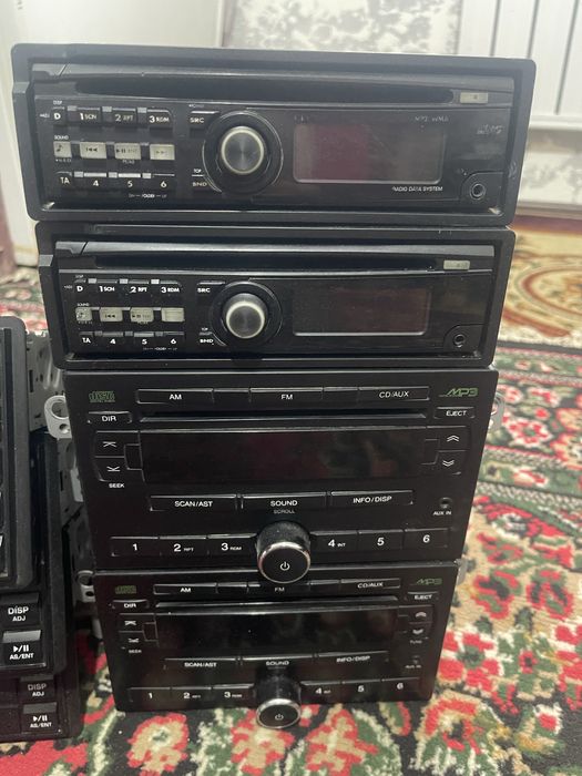 Magnitol sotiladi Shunchaki tel qilmang