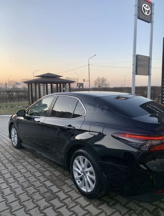 Продам Camry 75 2023