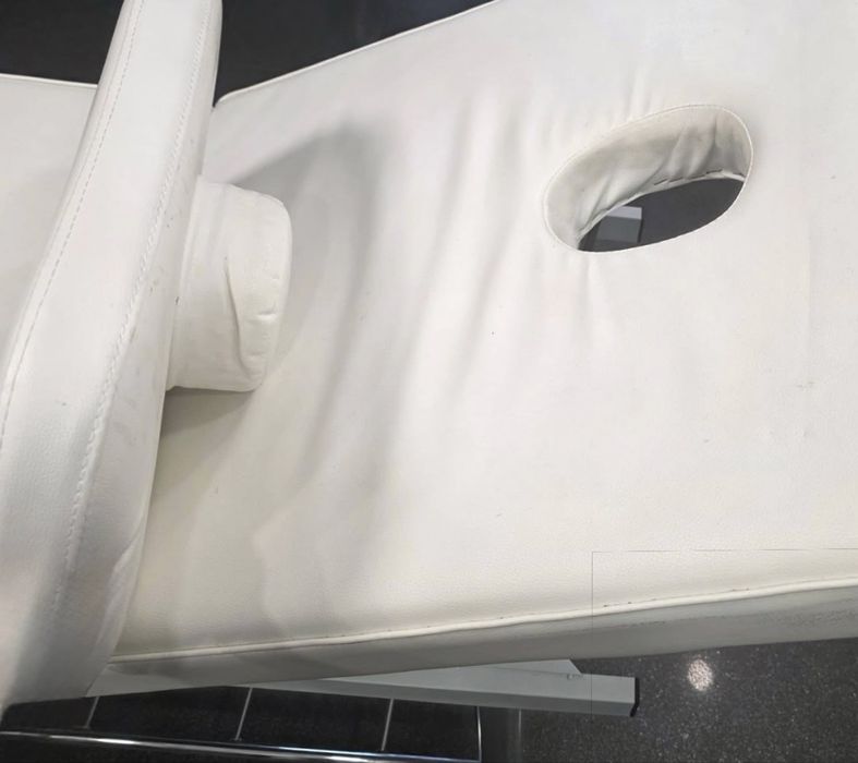 Pat cosmetica cu perna detasabila pat masaj