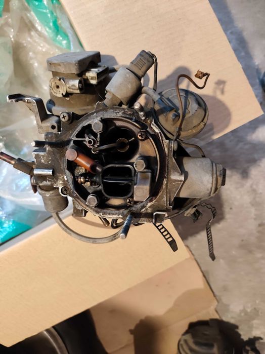 Карбуратор за Ауди 80 б3 Пиербирг