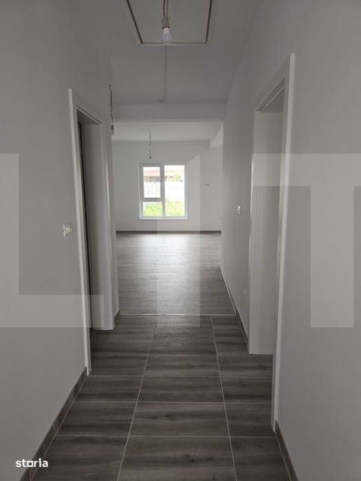 Casa tip duplex Mosnita Noua asfalt