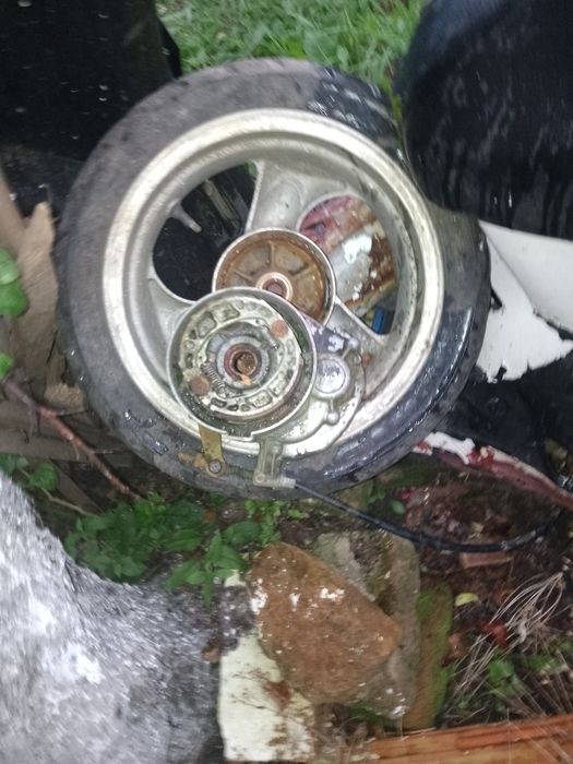 Scuter de 80 cc 4 t