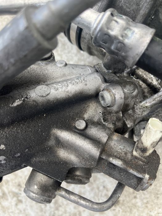 Рейка бмв ф10 ф11 530хд рейка bmw f10 f11 530xd 535xd кормилна рейка