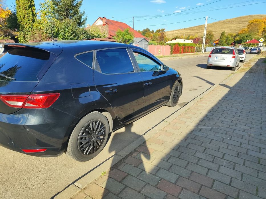 Seat Leon 2014 diesel, 6.139 € — imagine 5