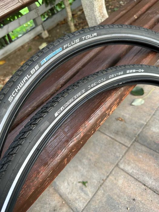 Vând set anvelope Schwalbe Marathon Plus Tour 28x1,5 (700x38C)