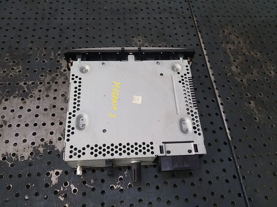 Radio cd player mp3 renault megane 3 281150030r 281150030rt