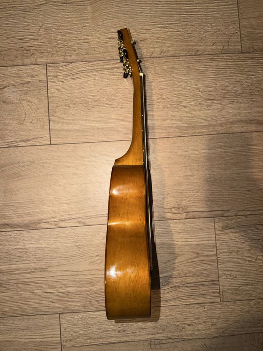 Chitara Ukulele Mahalo