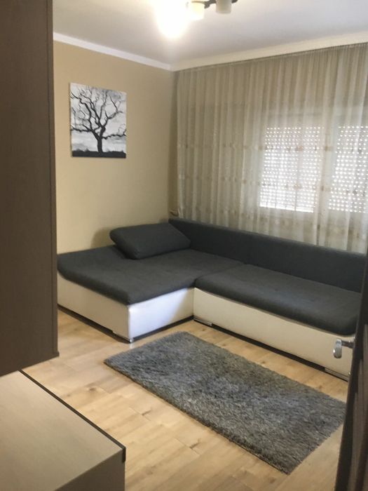 Inchiriez garsoniera tip D