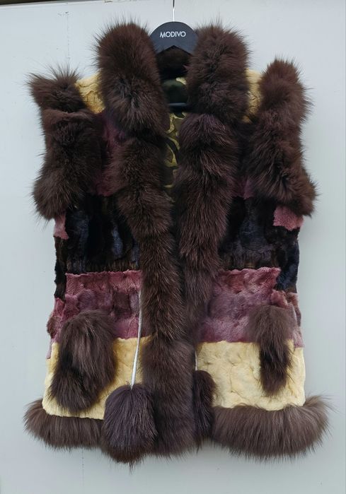 Уникален дамски елек естествен косъм лисица М размер