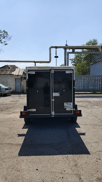 Прицеп легковой  фургон