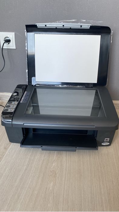 Принтер Epson новый