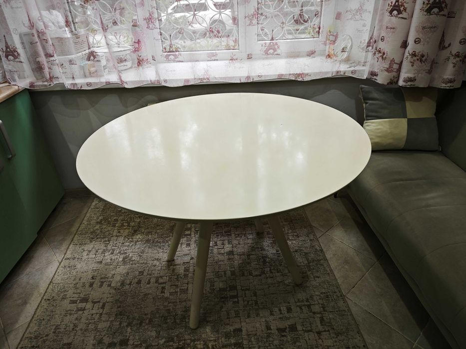 Стол кухонный круглый б/у