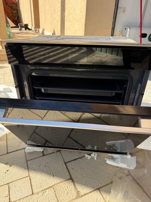 Cuptor electric whirlpool