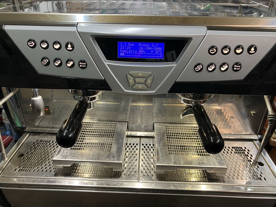 Професионална кафемашина Astoria Plus 4 You