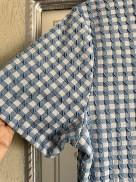 Продам платье миди