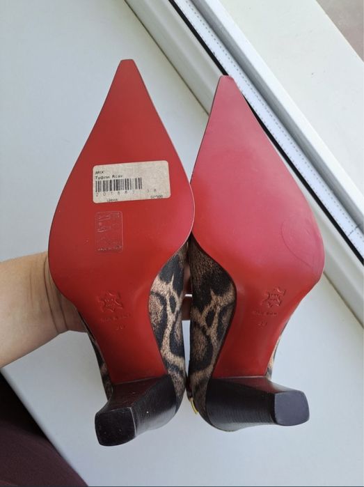 Туфли Роберто Кавали