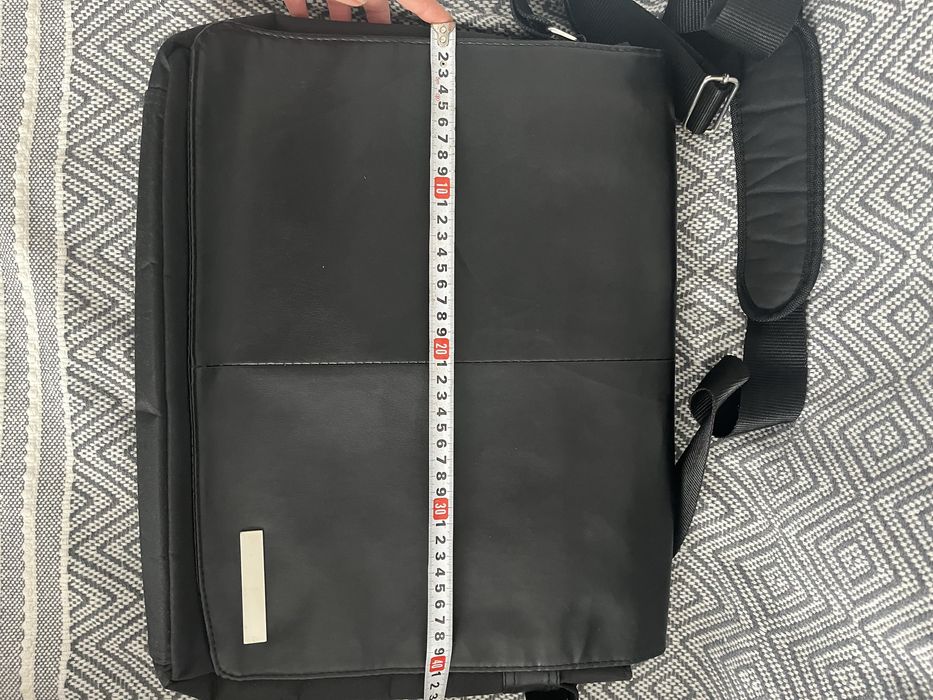 Чанта за лаптоп за през рамо