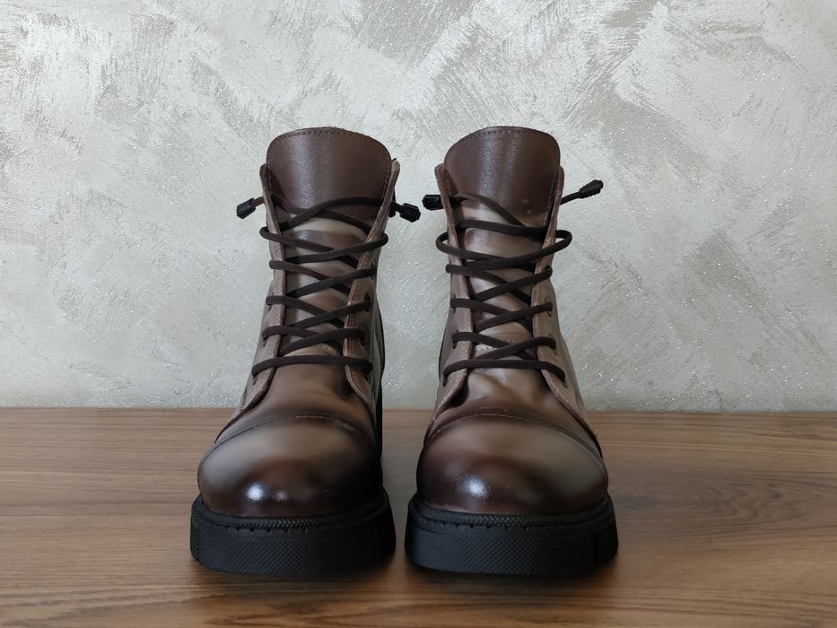 НОВИ Дамски боти 37 номер