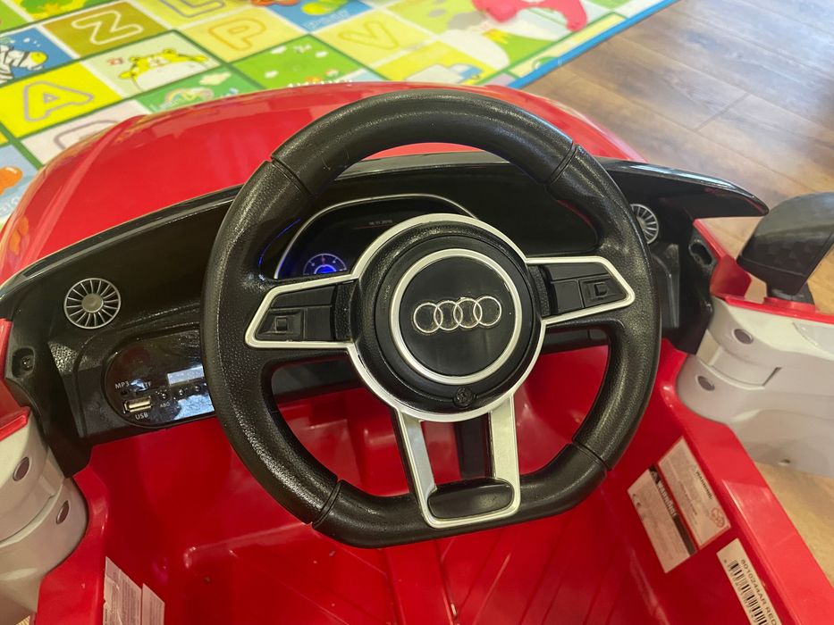 Акумулаторна кола Ауди ТТ