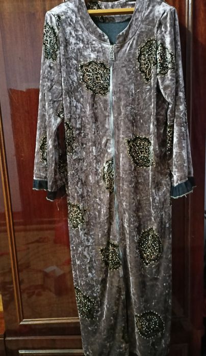 Ёши катта онажонларимиз учун. Янги куйлак. Тор келгани учун сотиляпти