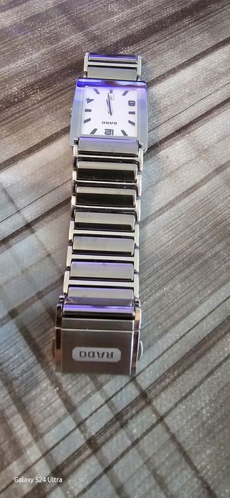 Часовник Радо Интеграл