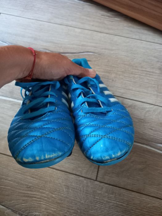 Адидас футболни обувки, бутонки 37 номер