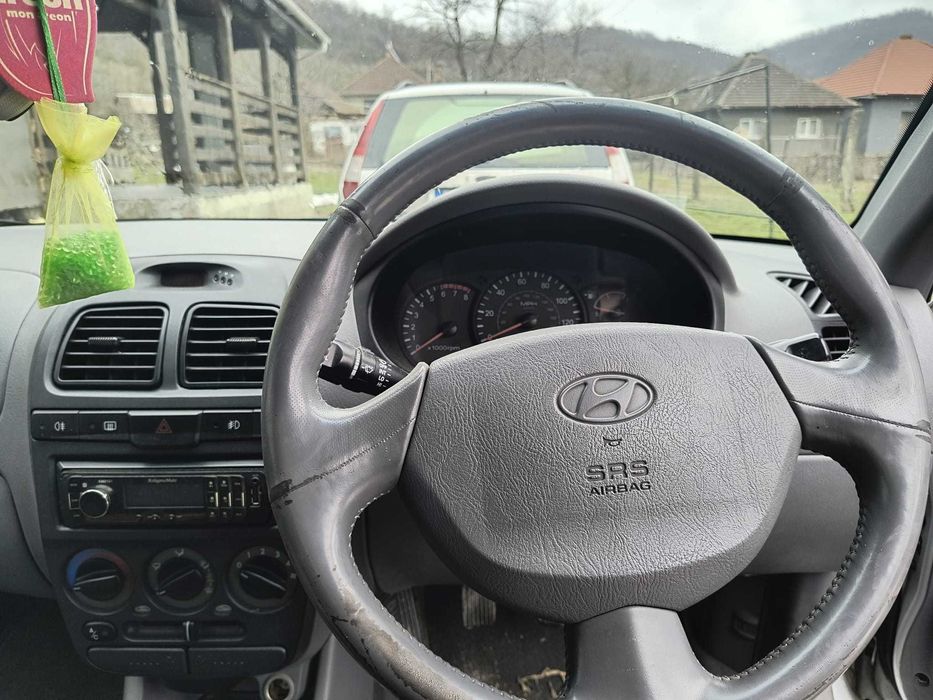 Hyundai Acent 2005