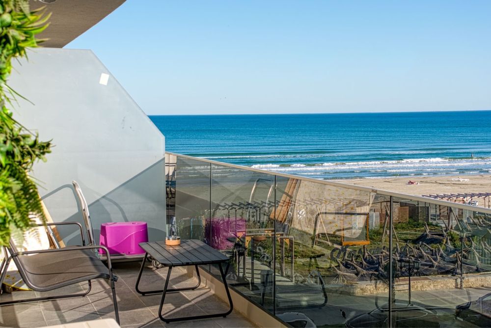 Temporary rent sea view first line sunny beautiful Apartment 2 rooms, 60 mp, Mamaia Nord, Promenada
