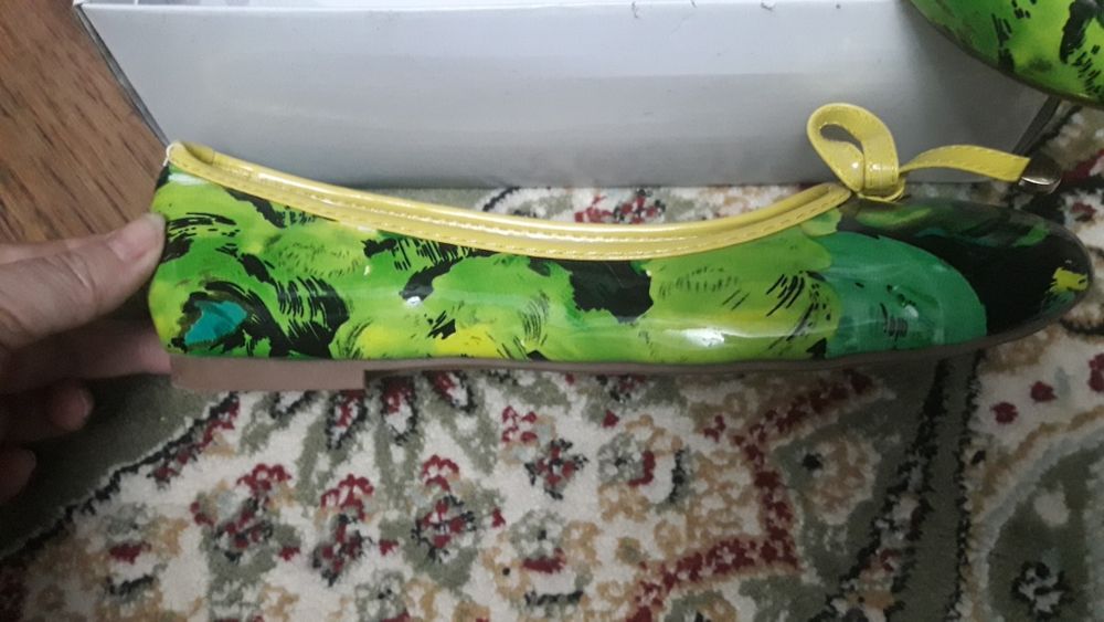 Женские туфли, балетки