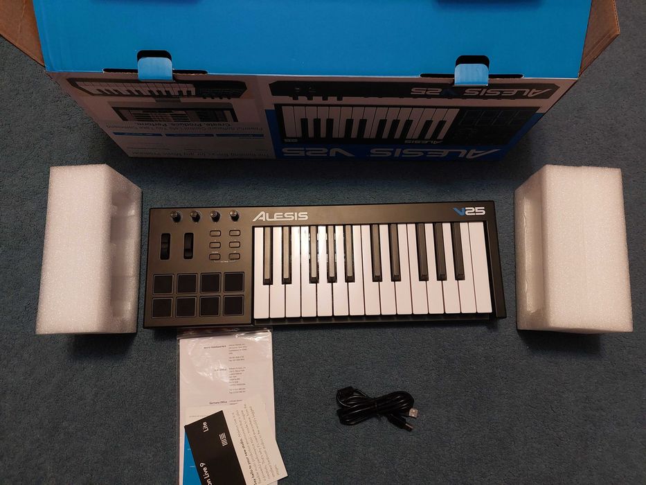 Keyboard MIDI Alesis V25