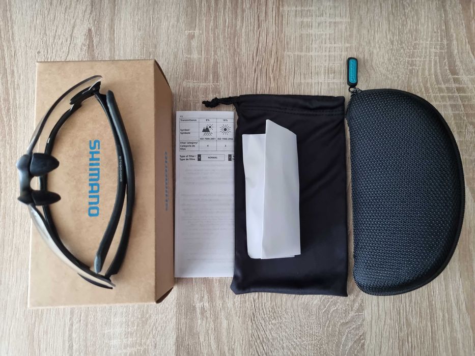 Очила за колоездене Shimano Aerolite P и Shimano Equinox Photochromic Sunglasses