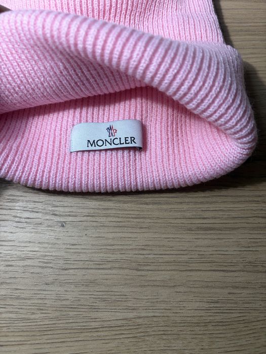Caciula Moncler Roz