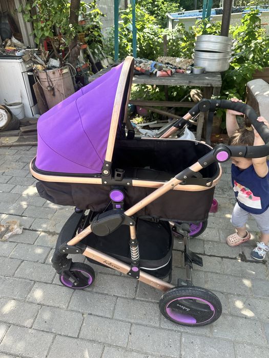 Продам коляску трансформер в хорошем состоянии