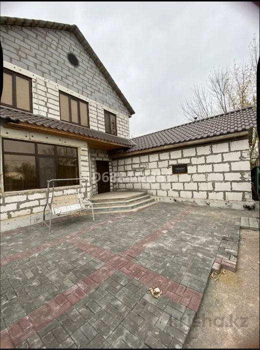 Коттедж 2 уровня продается