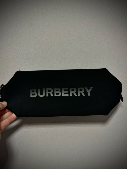 Portfard / geantă cosmetice BURBERRY originală – ediție limitată