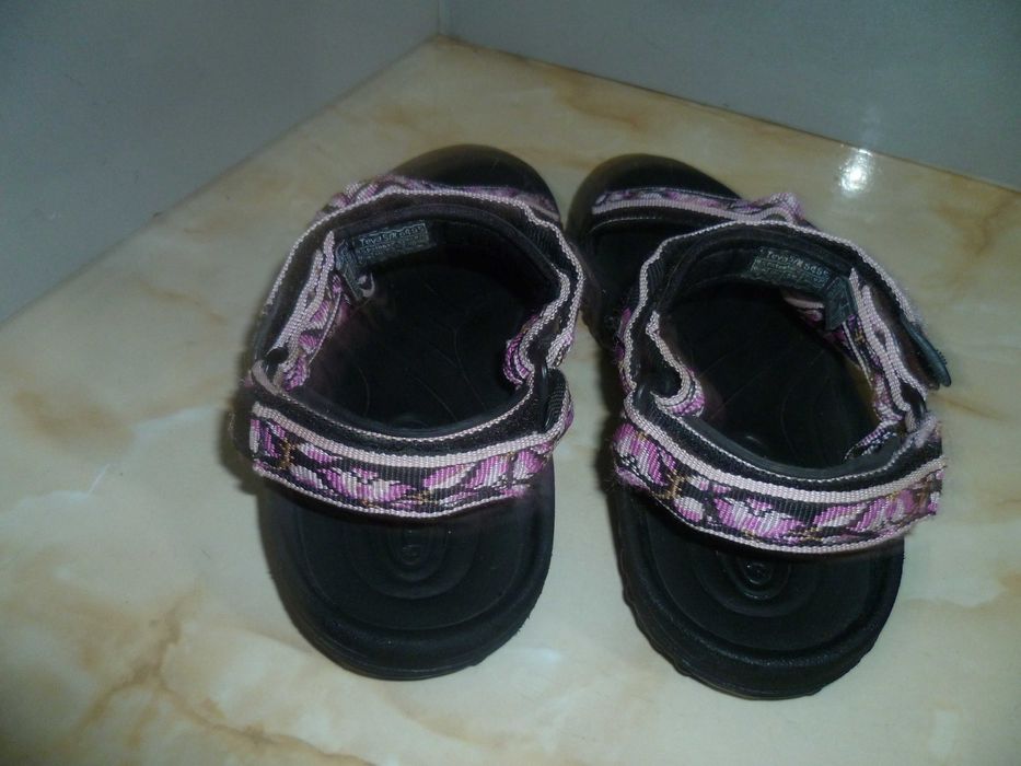 TEVA сандали №38