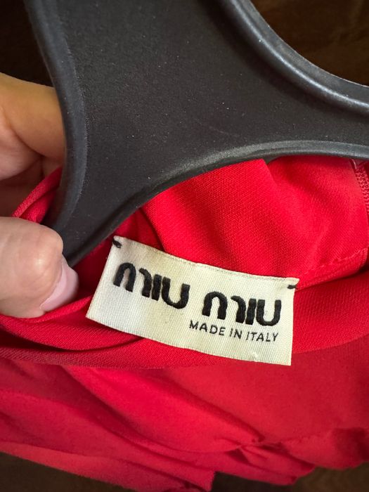 Продам коралловое платье в пол