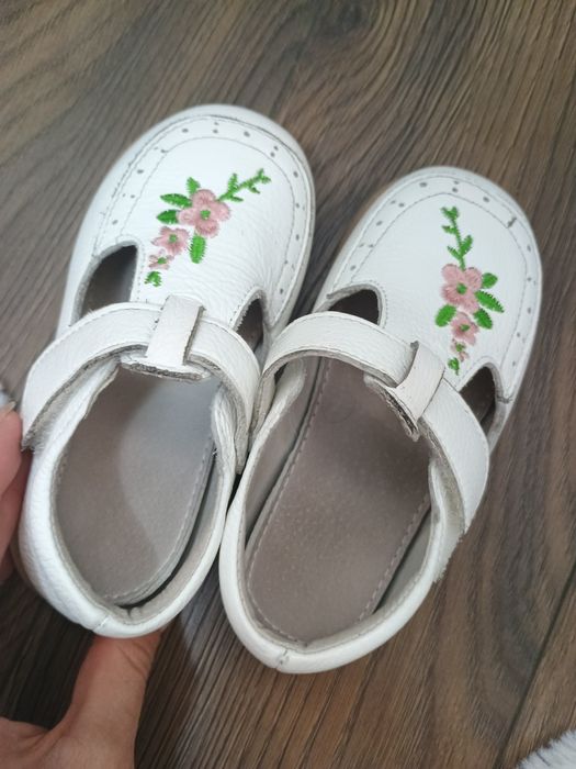 Pantofi piele fetita