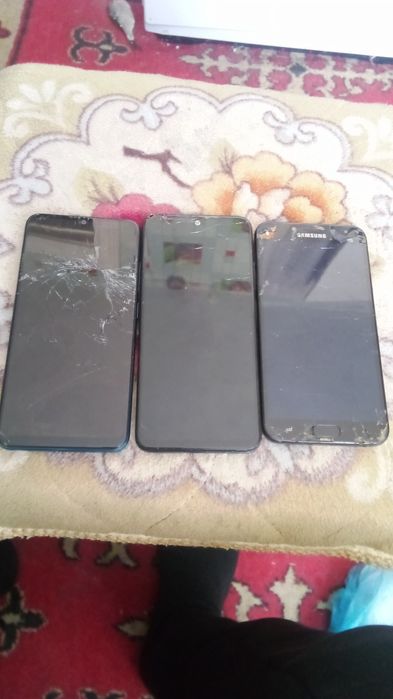 Продам срочно телефоны