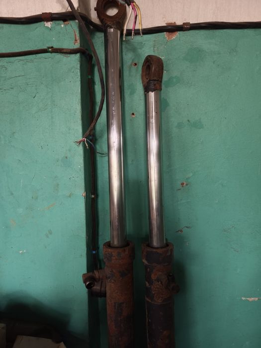 Гидроцилиндр на экскаватор МТЗ ЮМЗ