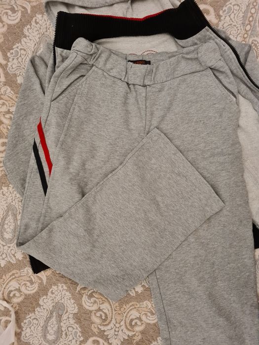 Спортивный костюм