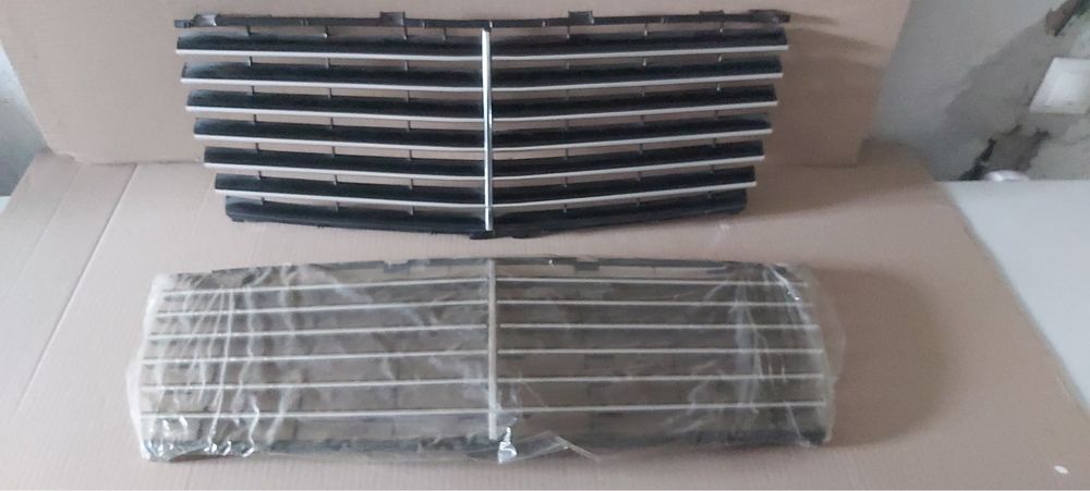 Продам решетки мерседес 124 и 210