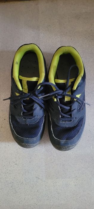 Кроссовки на мальчика размер 36