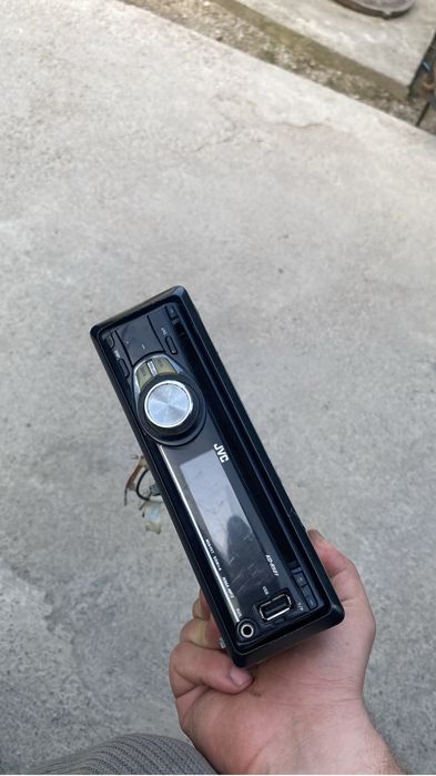 Продам магнитолу jvc