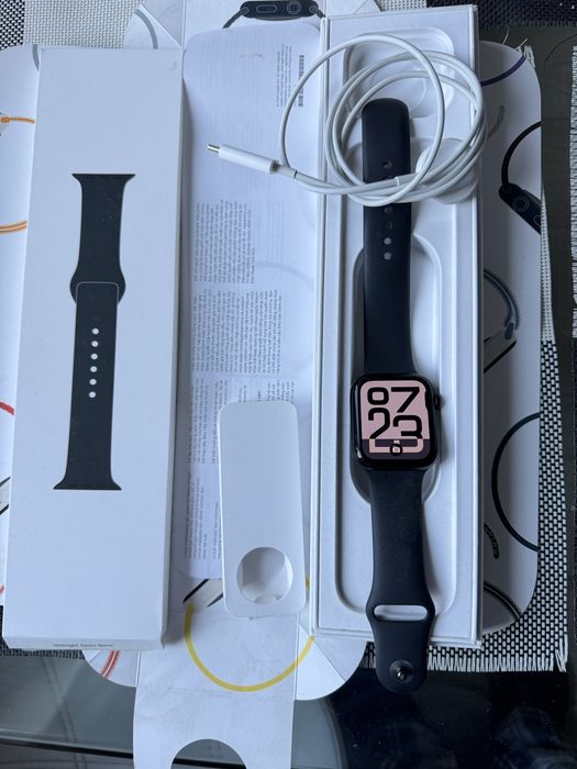 Apple Watch SE (gen 2)