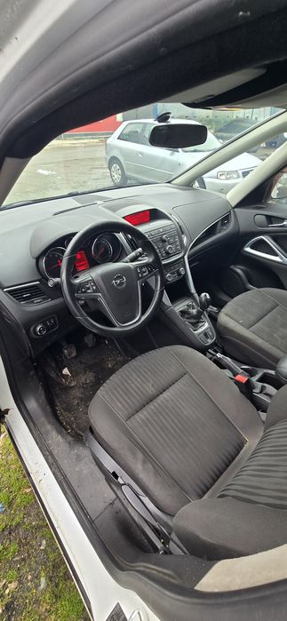 Opel Zafira 1.6 turbo 150ps бартер